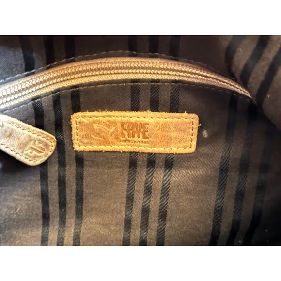 FRYE 'Melissa' Distressed Tan Leather Shoulder Bag w/Crossbody Strap - Picture 6 of 16